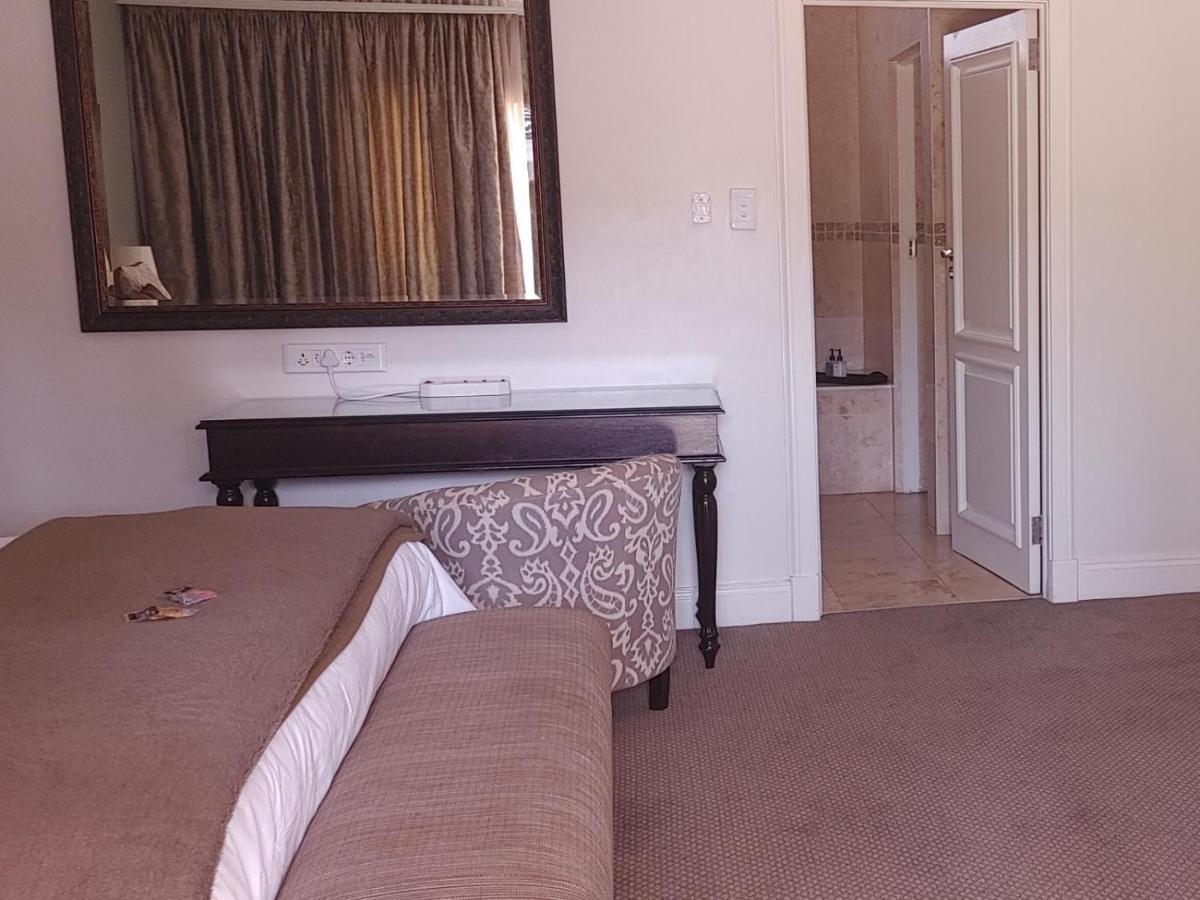 131 On Herbert Baker Boutique Hotel Pretoria-Noord エクステリア 写真
